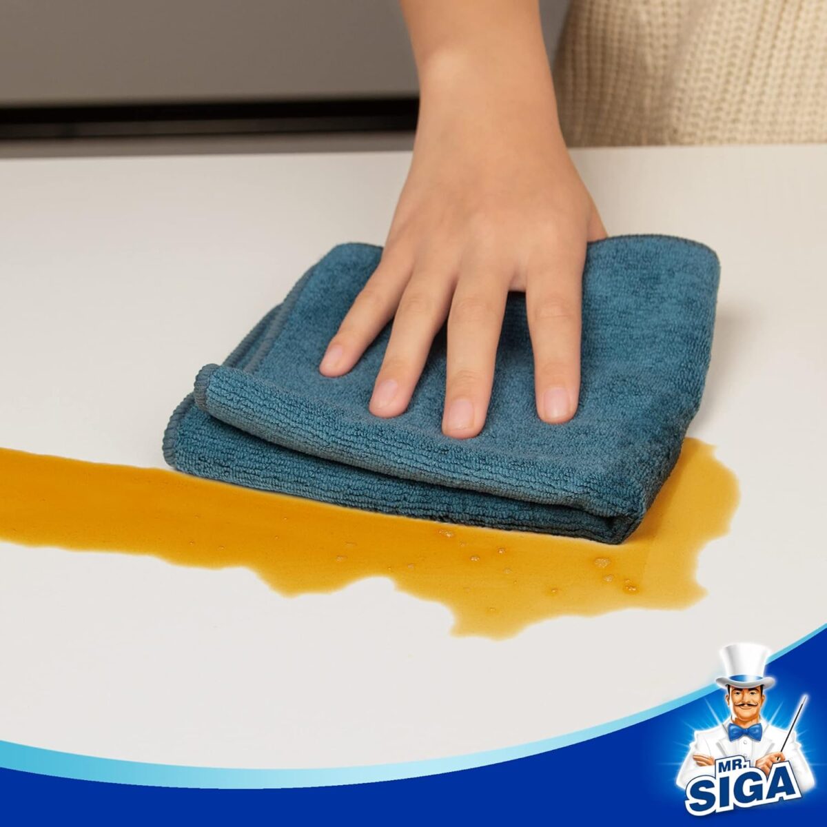 MR.SIGA Microfiber Cleaning Cloth, All-Purpose Microfiber Towels, Streak Free Cleaning Rags, Pack of 12, White, Size 32 x 32 cm(12.6 x 12.6 inch)